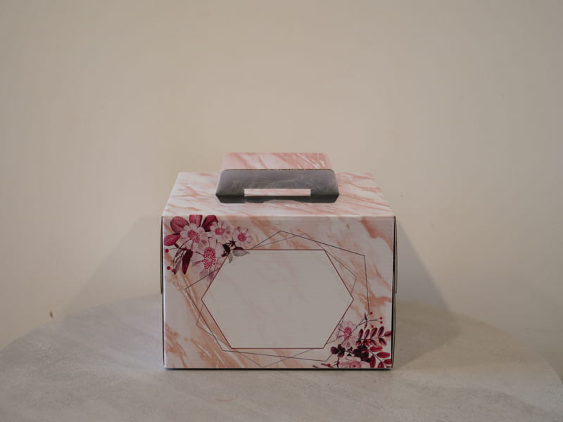 Xưởng Sản Xuất Hộp Bánh Kem Tại TPHCM