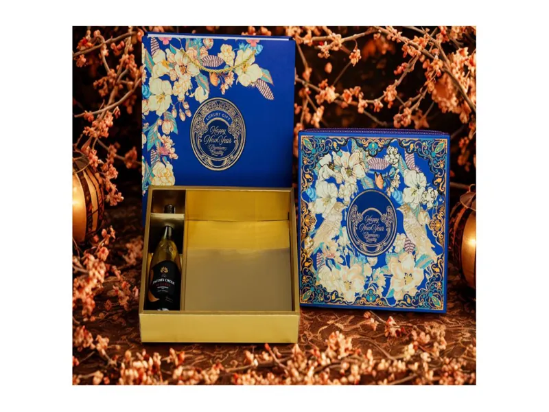 Hộp đựng quà Tết Bính Ngọ 2026 màu xanh dương quý phái