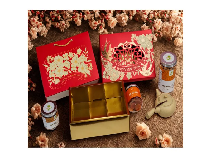 Hộp đựng quà Tết cao cấp cho khách lẻ