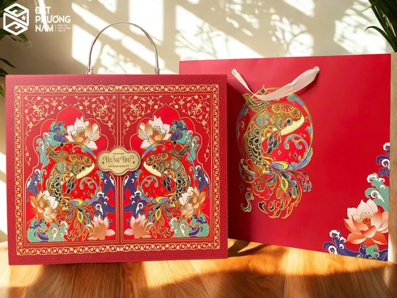 Chi tiết kỹ thuật ép kim logo sắc nét trên hộp bánh trung thu doanh nghiệp cao cấp