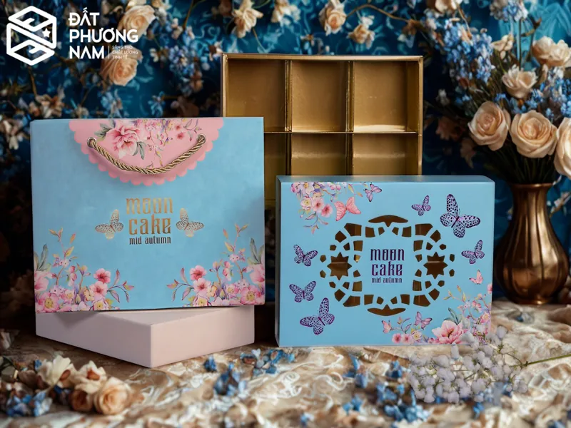 Hộp đựng bánh trung thu handmade màu xanh trời cắt laser họa tiết cánh bướm tinh tế