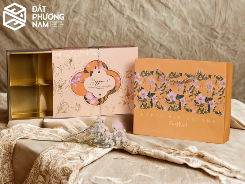 Kinh nghiệm thiết kế hộp bánh trung thu tránh sai sót về quy cách khay lót và thớ giấy