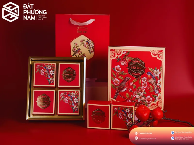 Cách chọn màu sắc khi in hộp bánh trung thu màu đỏ truyền thống với họa tiết hoa điểu may mắn