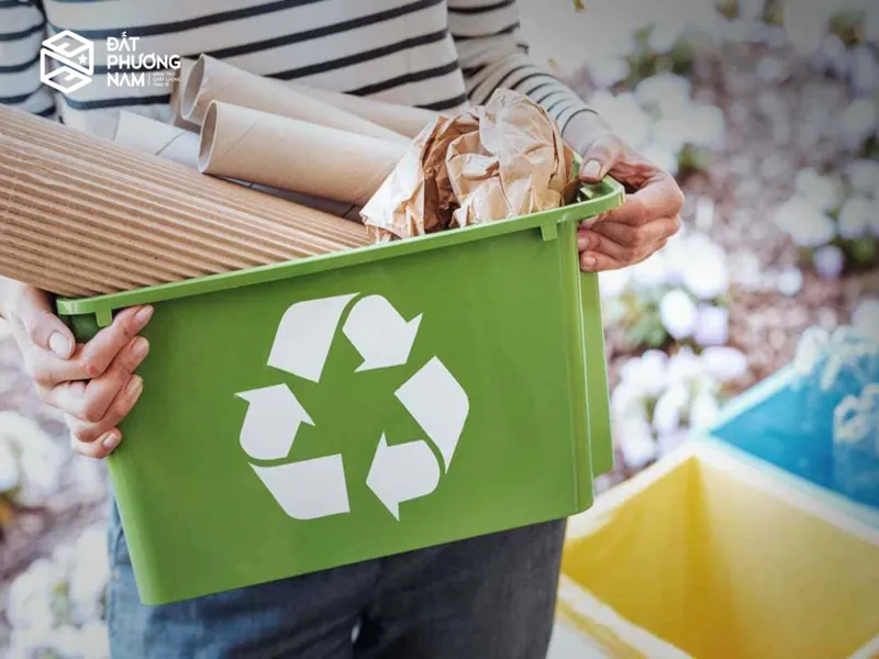 Thu gom và tái chế vỏ hộp đựng bánh trung thu thân thiện môi trường