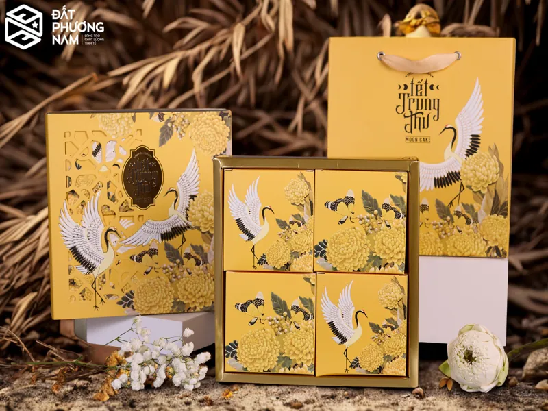 Ý nghĩa hộp bánh trung thu màu vàng chim hạc trường thọ
