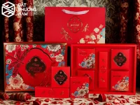 Chọn hình ảnh chim hạc clash với định vị thương hiệu hiện đại là lỗi thường gặp khi đặt hộp trung thu tím