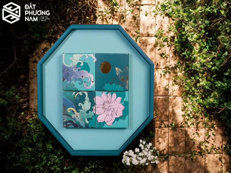 Mẫu hộp bát giác hoa sen xanh ngọc thiết kế hộp bánh trung thu thương hiệu riêng